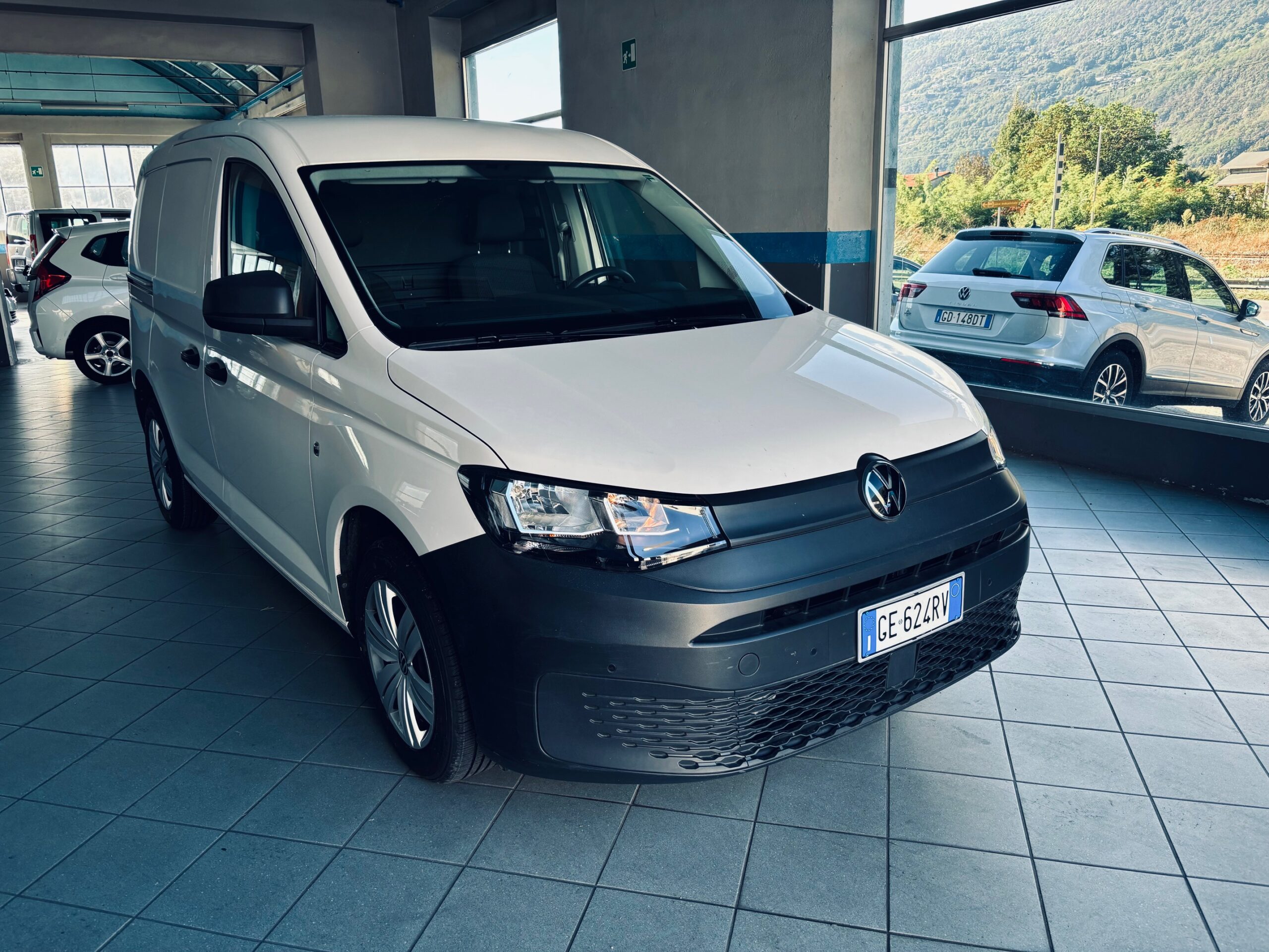 VW Caddy 2.0 tdi 102cv  ( euro6 )