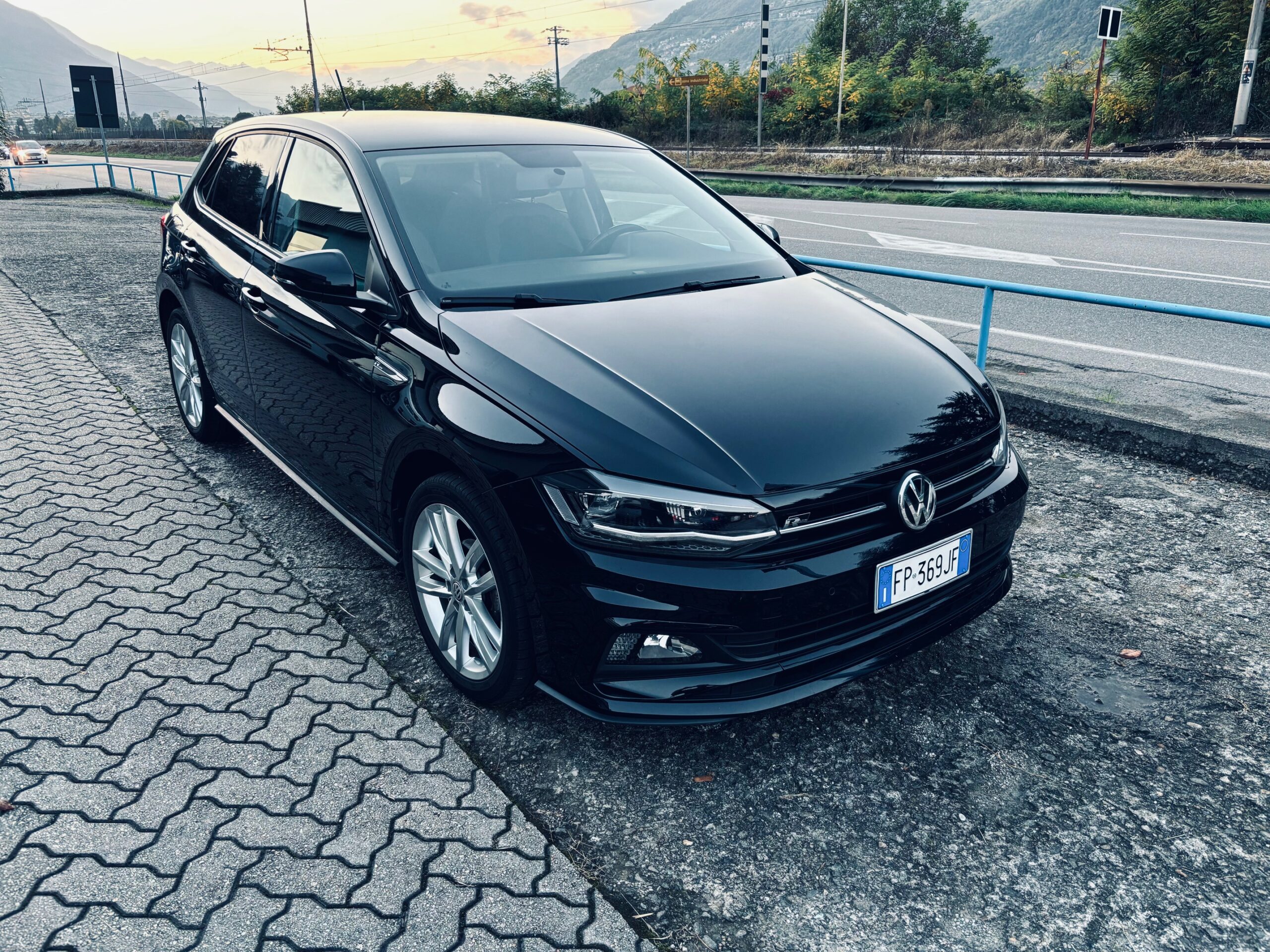 VW POLO 1.0 R-line 95cv